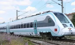 Milli hızlı tren 240 kilometre hıza ulaştı