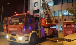 Huzurevinde yangın: 54 kişi tahliye edildi