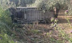 İşçi servisi tarlaya devrildi: 12 kişi yaralandı!