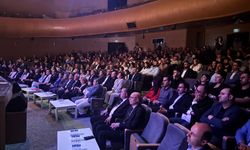 İzmir’de hükümlülerden ilk perde