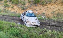 Otomobil şarampole devrildi: 3 kişi yaralandı