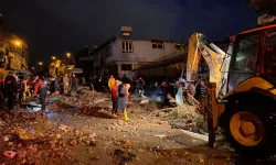 Hatay'da heyelan: 1 kişi öldü, 1 kişi göçük altında!