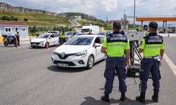 Otoyol jandarması bayramda da görev başında