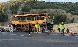 İzmir otobüsünde can pazarı: 8 ölü, 33 yaralı!
