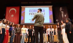 Binlerce sanatçı büyük finalle ödüllerini aldı!