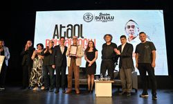 Ataol Behramoğlu Manisalılarla buluştu