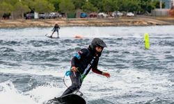 Bodrum’da su jeti, flyboard ve motosurf yarışları nefes kesti