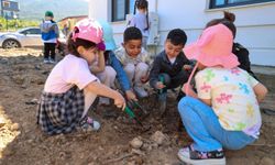 Minik öğrenciler Tarım Okulu’nda doğayla buluştu