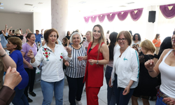 Çiğli’de Anneler Günü coşkusu
