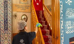 Aydın'da bayram öncesi camilerde temizlik