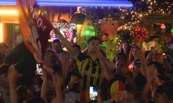 Galatasaray taraftarı İzmir’de sokaklara aktı
