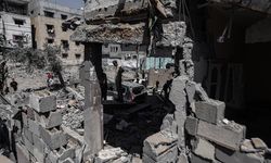 İsrail Gazze'de bir binayı vurdu: 4 ölü, 15 yaralı