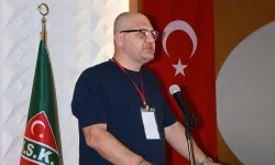 Karşıyaka'da Cicibaş ve eski yönetici arasında atışma!