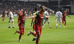 Kaf-Kaf'ta Ömer Faruk beklemede