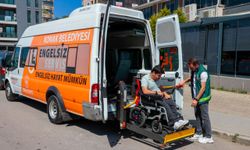 Konak'ta engelleri kaldıran servis!