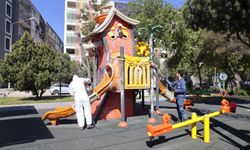 Konak’ın parklarında temizlik mesaisi