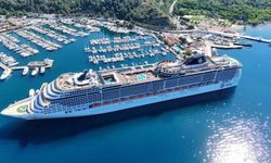 Marmaris'e kruvaziyerle 4 bine yakın turist geldi