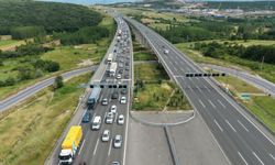 Bayram dönüşü Kuzey Marmara'da trafik yoğunluğu