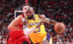 Alperen Şengün sezona veda etti: Lakers tur atladı