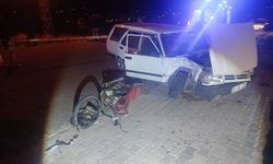 Otomobil ile motosiklet çarpıştı; 1 ölü, 1 yaralı