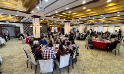 MHP İzmir'den anlamlı Anneler Günü kutlaması!