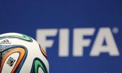FIFA'dan 3 Türk kulübüne 3'er dönem transfer yasağı