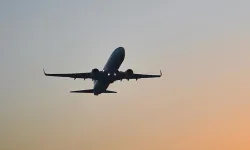 Antalya uçağında bomba paniği: Acil iniş yaptı