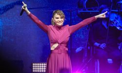 Emiralem Çilek Festivali'ne görkemli açılış