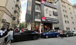 İzmir il binası önünde toplanma başladı