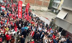 CHP İzmir'in önünde 'mutlak butlan' isyanı