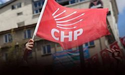 CHP İzmir'de ilçe başkanları ve belediye başkanlarından ortak açıklama: Özel'in yanındayız!
