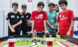 Fuar İzmir’de robotlar yarıştı!