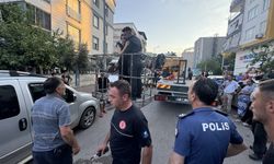 Antalya'da ev yangını: 10 kişi dumandan etkilendi!