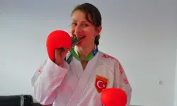 Dünya şampiyonu karatecinin azim dolu yaşam öyküsü