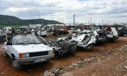 Hasarlı araçları “sağlam” raporu... İzmir'de 'sahte ekspertiz' baskını!