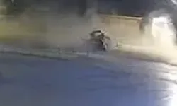 Otomobil kamyona çarptı: 3 ölü, 1 yaralı