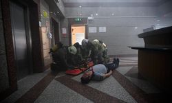İş merkezinde nefes kesen yangın tatbikatı