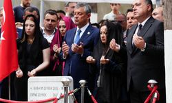 Ferdi Zeyrek, vefatının birinci yılında dualarla anıldı