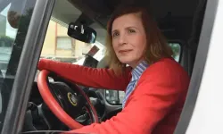 30 yıl çalıştığı tekstil işçiliğini bırakıp dolmuş şoförü oldu