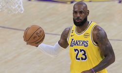 Bir dönem sona erdi: Lakers LeBron James'e veda etti
