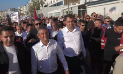 İzmir’de Özel izdihamı!