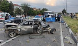 Otomobil hurdaya döndü: Feci kazada 1 can kaybı!