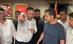 CHP İzmir'de gerginlik tavan yaptı: Utku Gümrükçü il binasında!