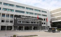 Antalya Büyükşehir Belediyesine yolsuzluk soruşturmasında 5 kişi tutuklandı