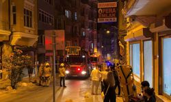 Bodrum katında duvar çöktü: 5 katlı bina tahliye edildi