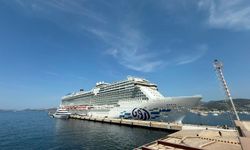 Bodrum'a denizden 2 bin 59 turist