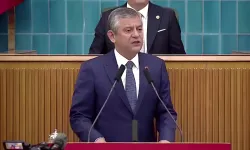 Özel: Ferdi Zeyrek için 'çarpıldı' manşeti atan kadın partide çikolata dağıtıyor!