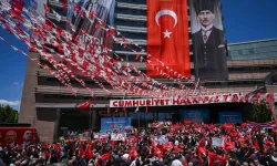 CHP'de 9 milletvekilinin parti üyelikleri silindi