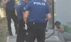 Annesiyle tartışıp kendini kilitlediği odayı ateşe verdi!