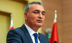 CHP Sözcüsü Sarı: Özgür Özel'in grup başkanlığı iptal edilecek
